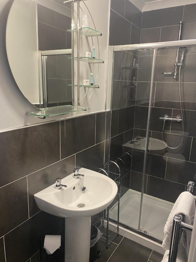 Jeffersons Hotel & Serviced Apartments (Adults Only) バロー・イン・ファーネス エクステリア 写真