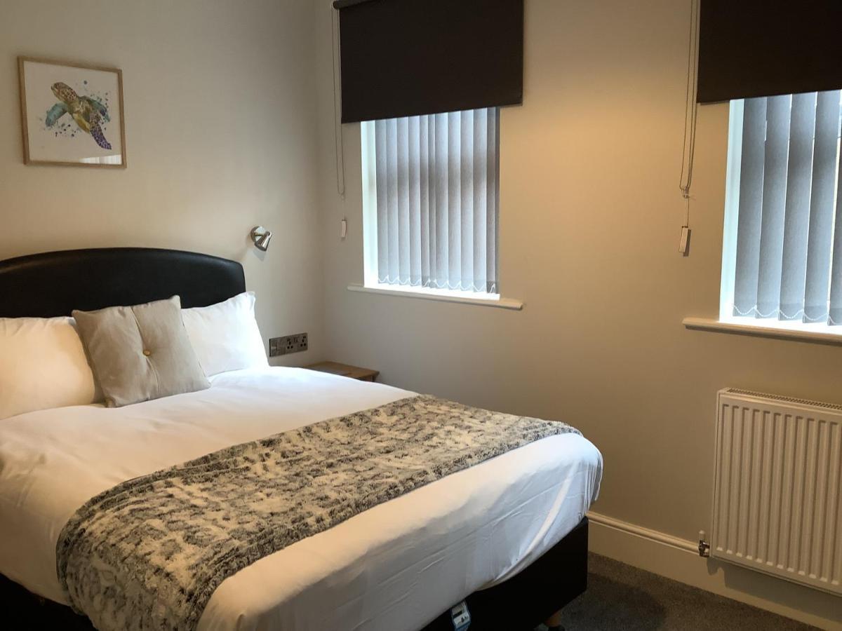 Jeffersons Hotel & Serviced Apartments (Adults Only) バロー・イン・ファーネス エクステリア 写真