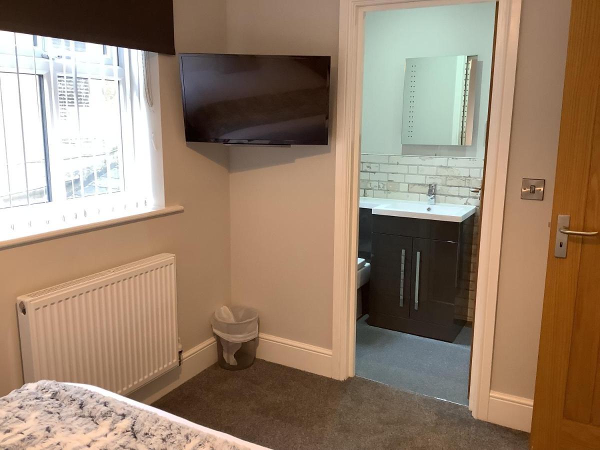 Jeffersons Hotel & Serviced Apartments (Adults Only) バロー・イン・ファーネス エクステリア 写真